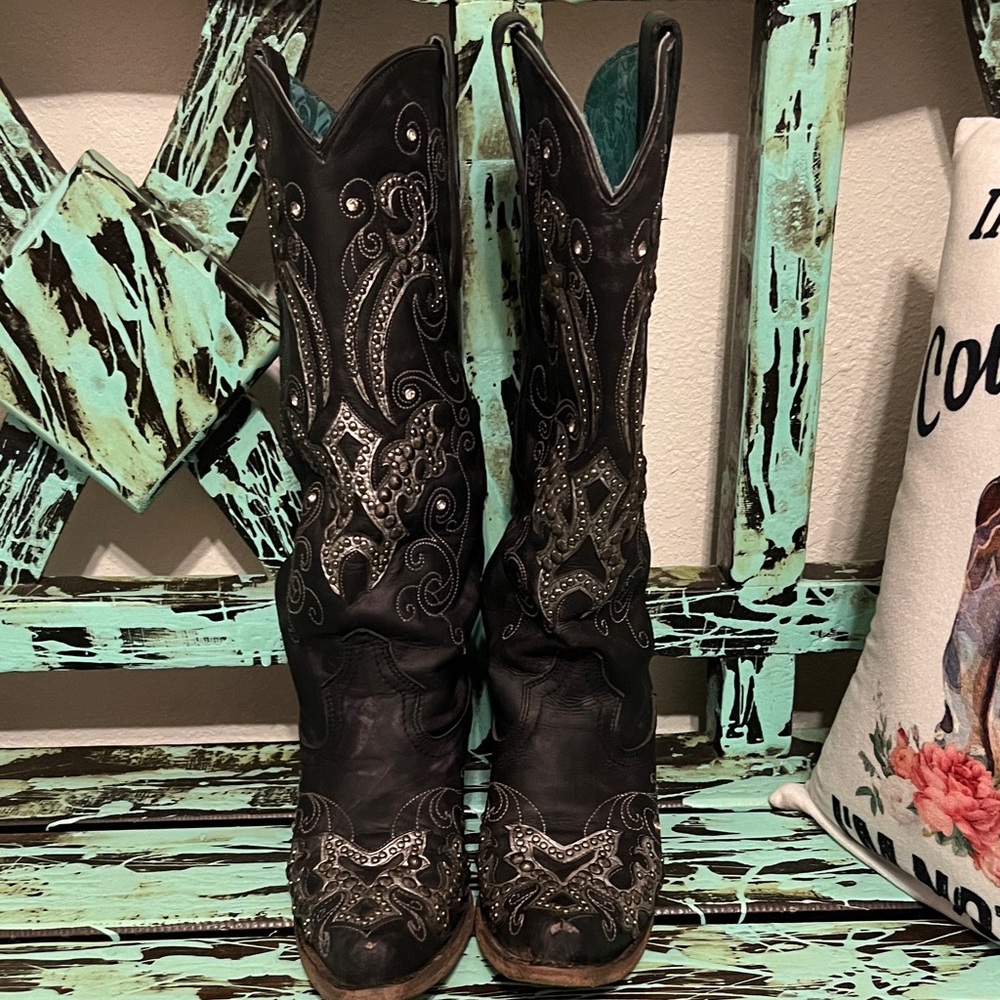 Black Embroidered Western Boots